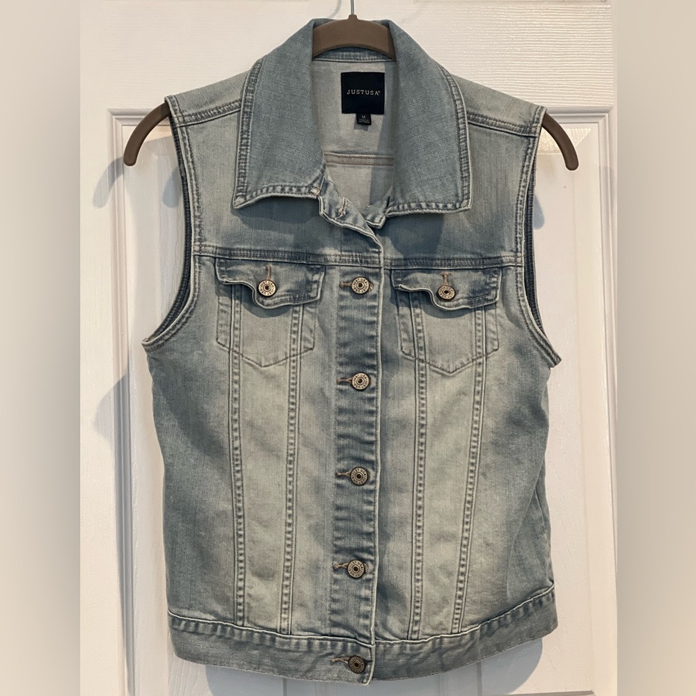 Just USA Light Wash Denim Vest Sz M